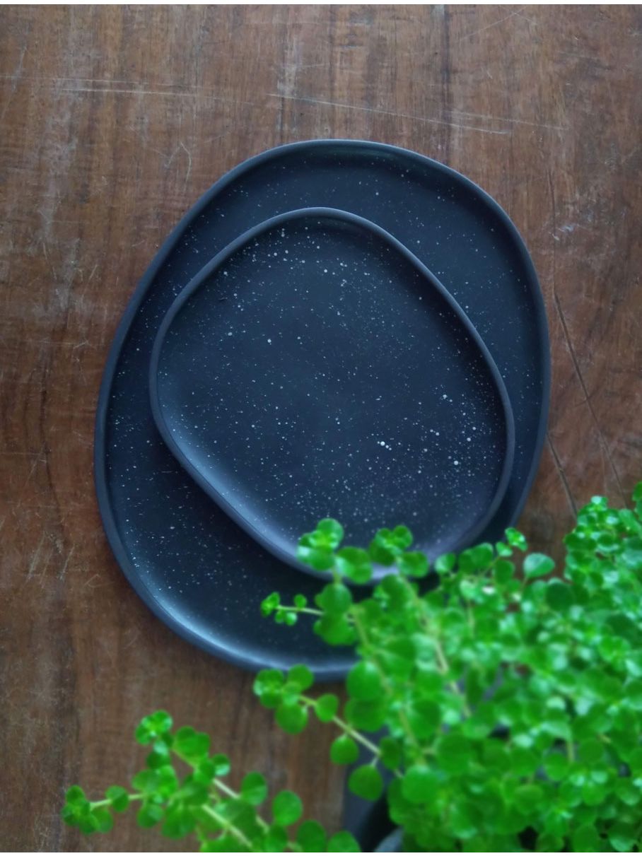 Galaxy small plate in matte black glaze with white speckles